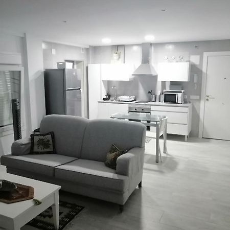 Hormaza Chiclana Apartment ชิกลานา เด ลา ฟรอนเตรา ภายนอก รูปภาพ
